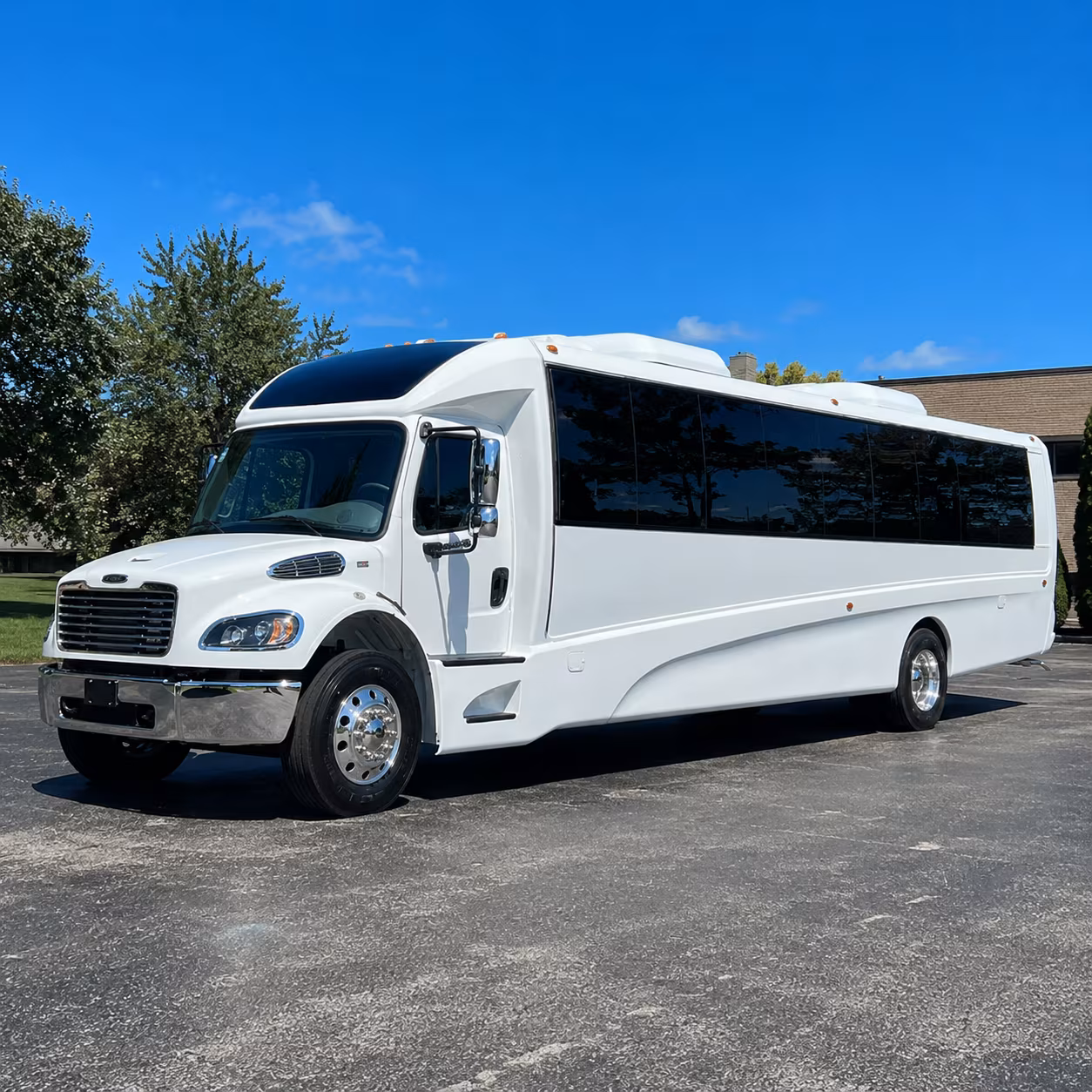sandy 18 passenger minibus