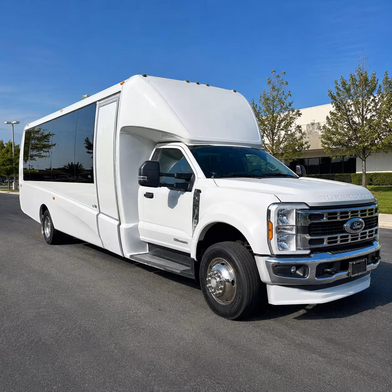 why rent using sandyminibuscompany com 2